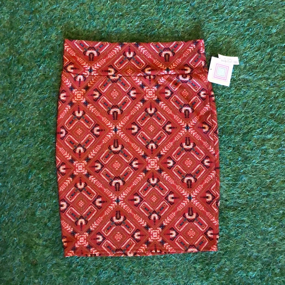 NWT!! LuLaRoe Chelsea Skirt or Top in XL